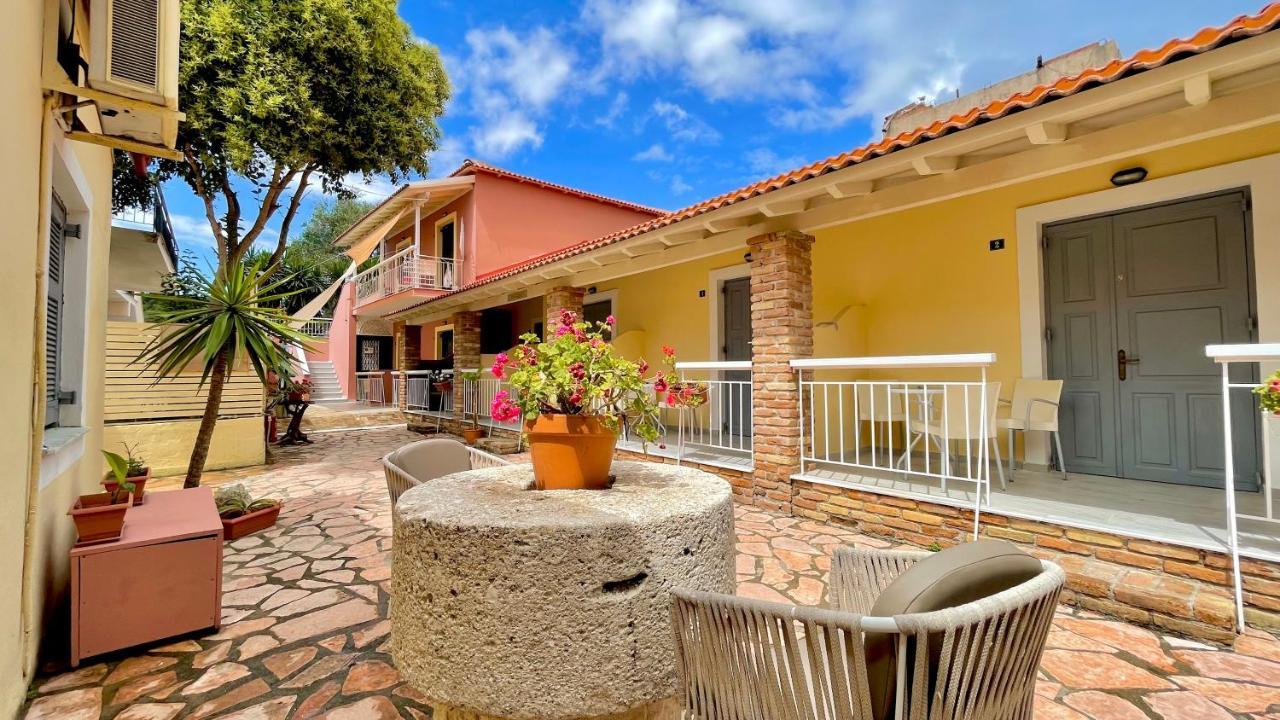 Nine Muses Apartments Kavos Bagian luar foto