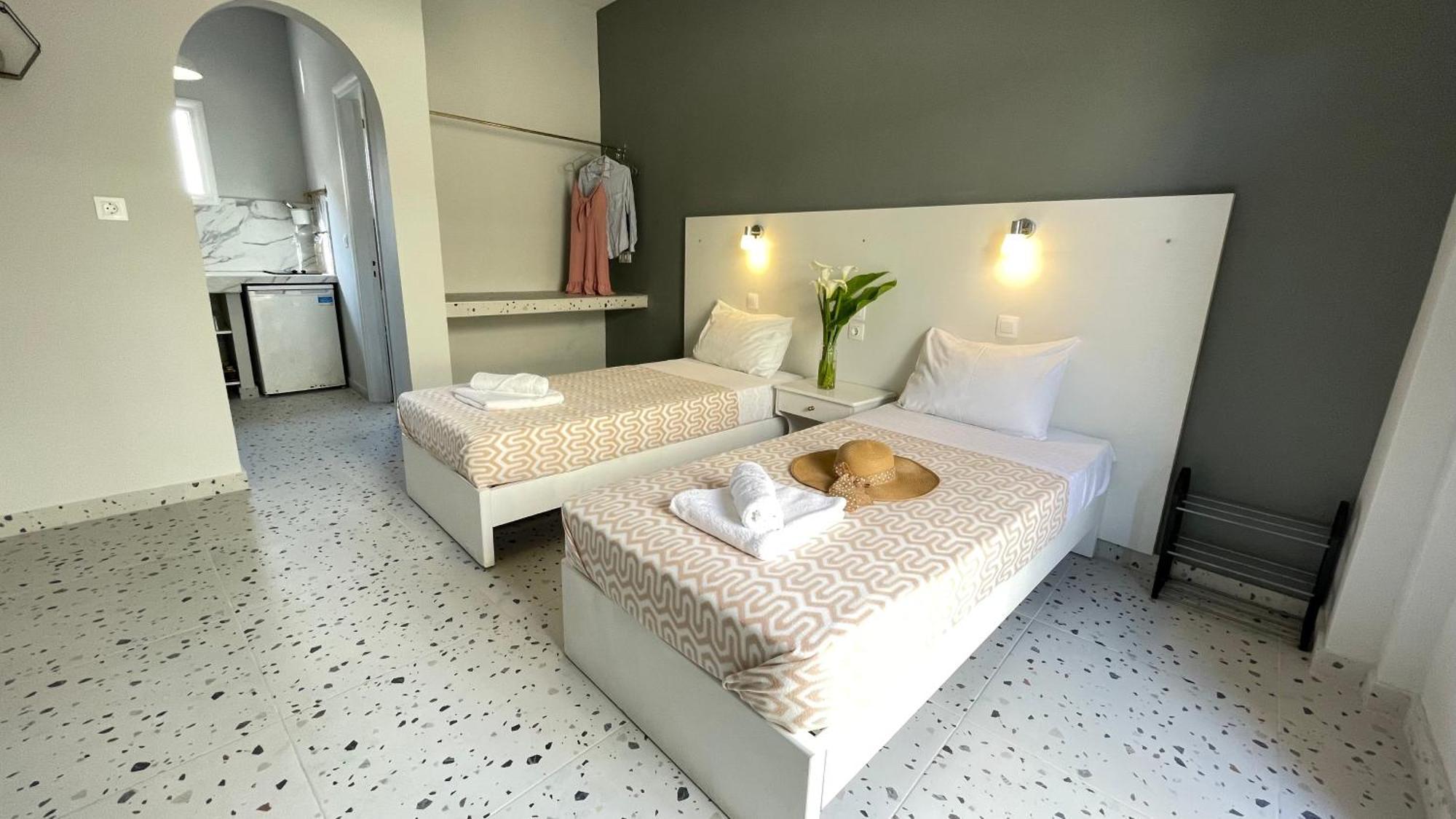 Nine Muses Apartments Kavos Bagian luar foto