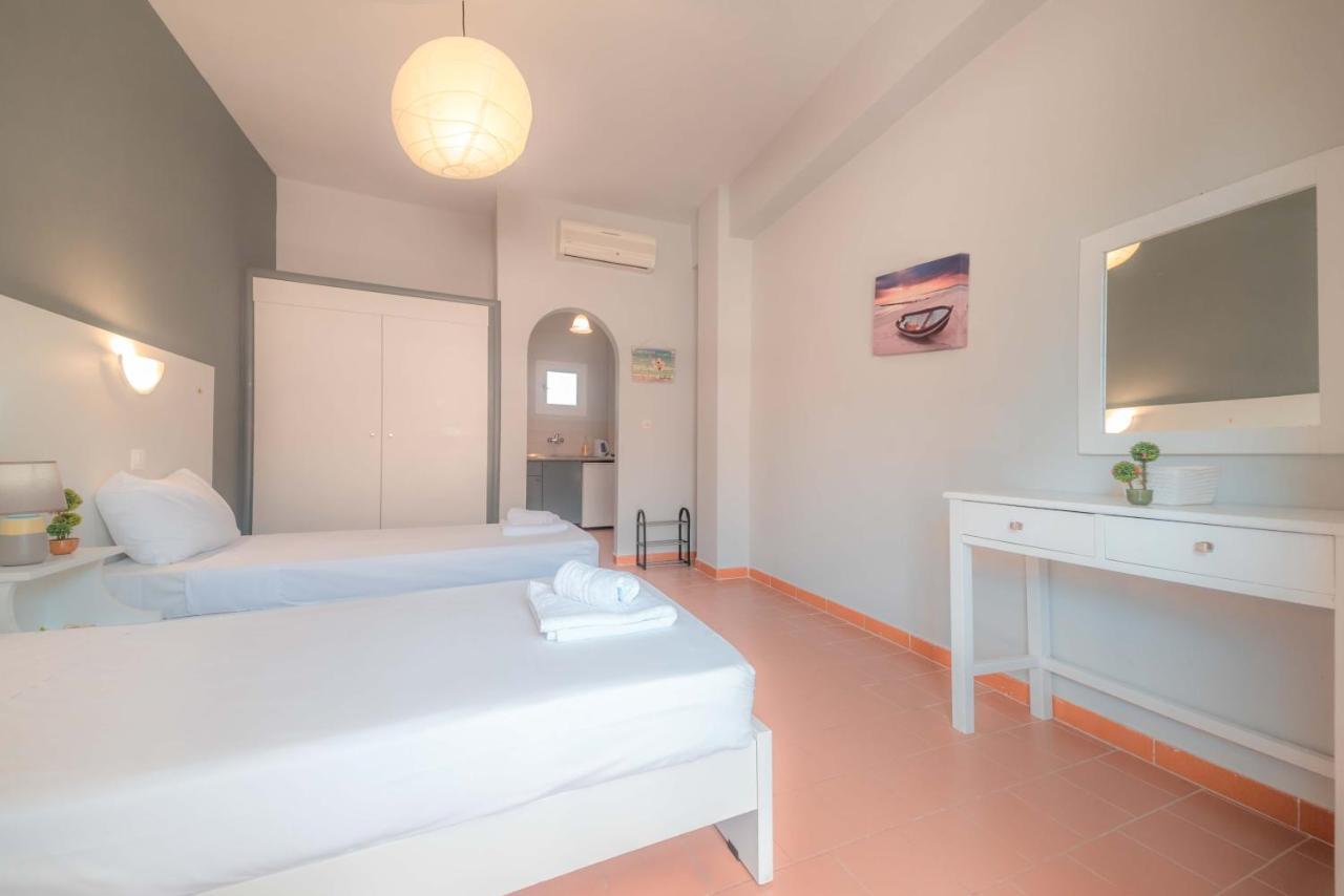 Nine Muses Apartments Kavos Bagian luar foto